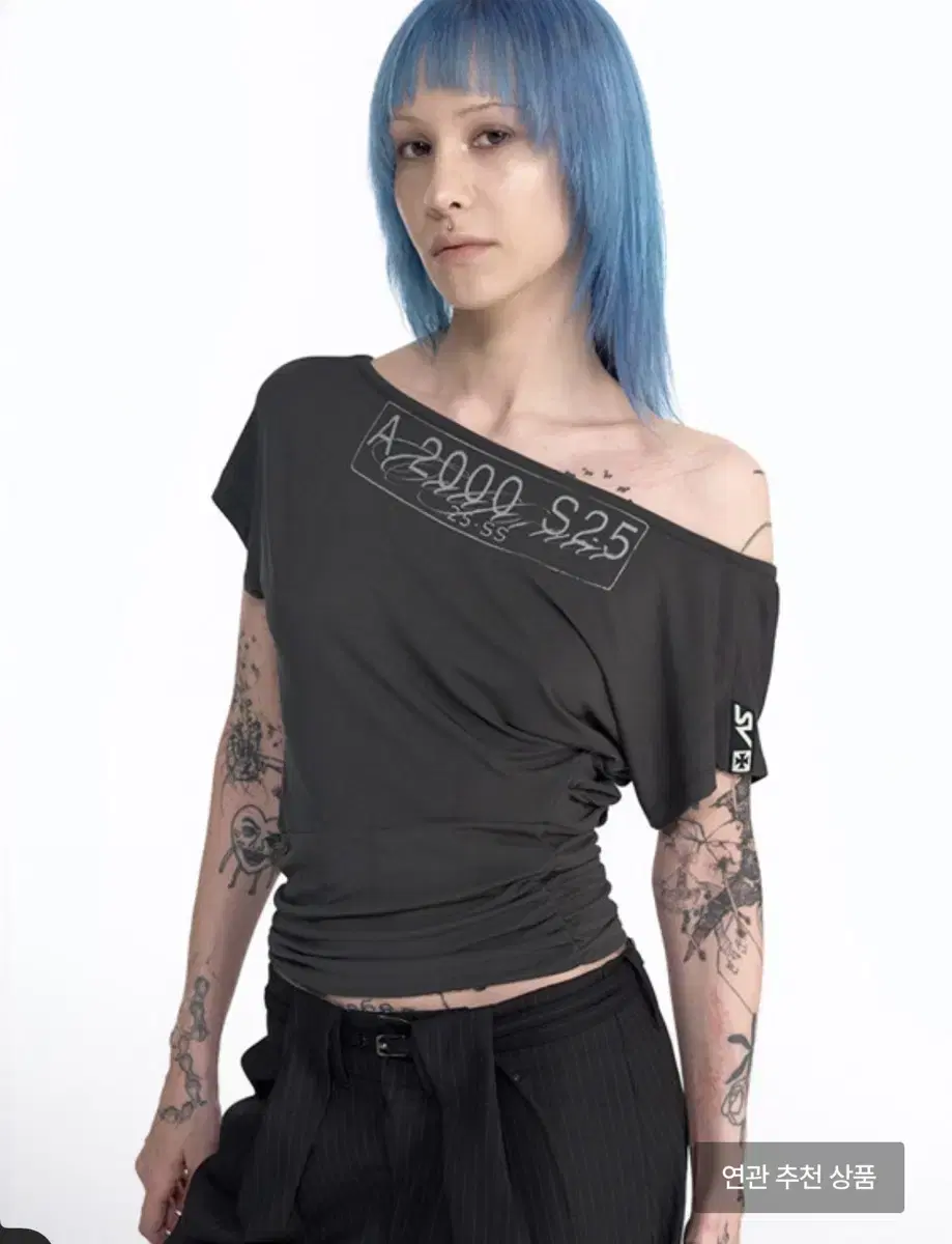 2000 Archive Bibi Football Tee Baby Pink on Bunjang Global Site.